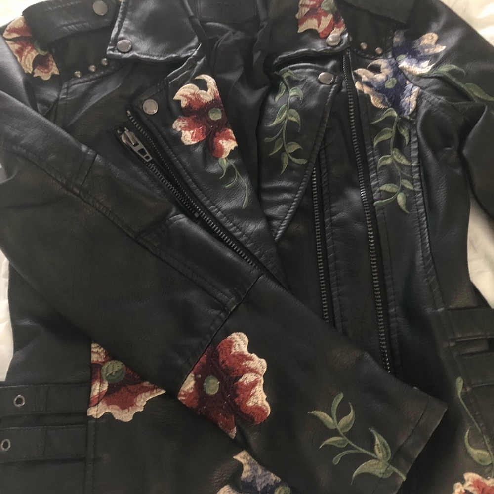 BlankNYC Vegan Leather As You Wish Jacket - Picture 4 of 8